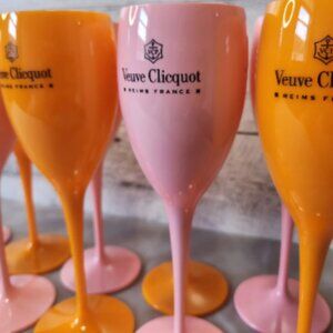 Veuve Clicquot pink and Yellow Plastic Party Flutes x 4 New
